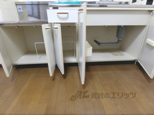 キッチン　収納