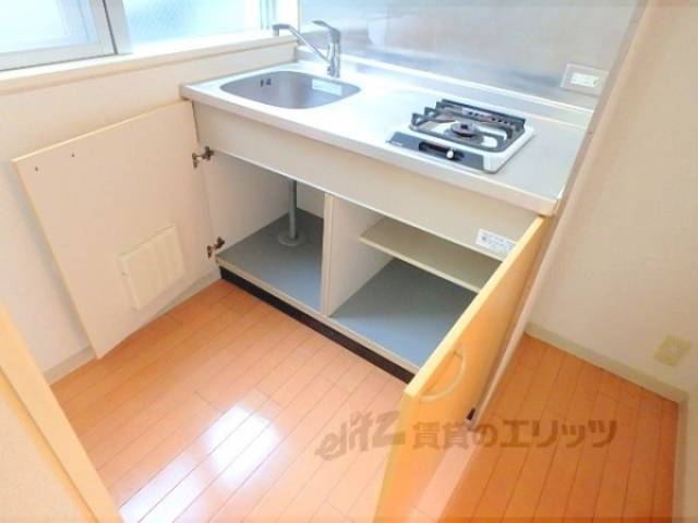 キッチン　キッチン下部収納