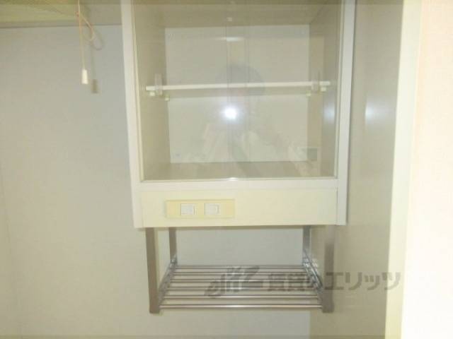 キッチン　キッチン上部棚