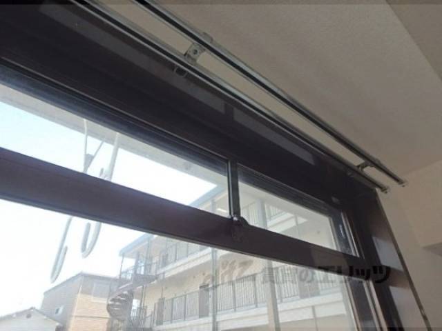 カーテンレール