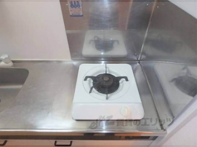 キッチン　コンロ