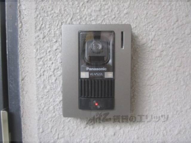 玄関　インターフォン