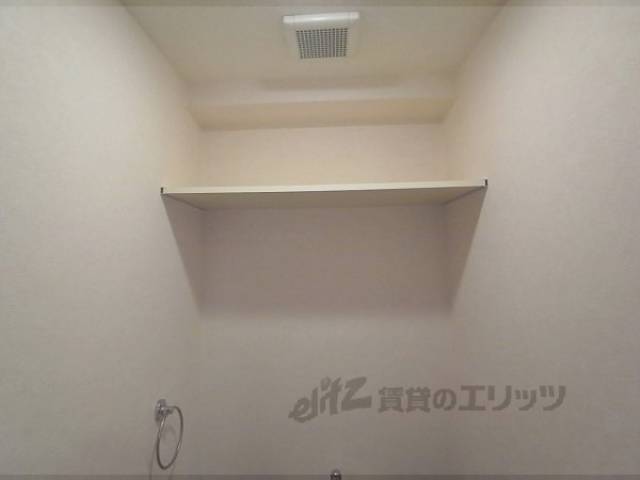 収納　トイレ上収納