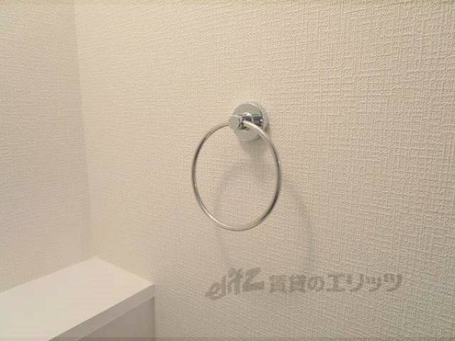 トイレ　タオル掛け