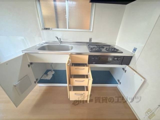 キッチン　キッチン下部収納