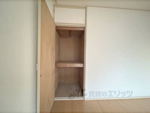 収納　洋室収納