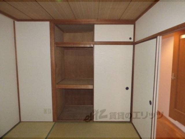 収納　和室収納