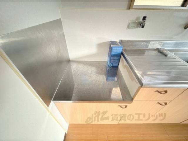 キッチン　コンロ置き場