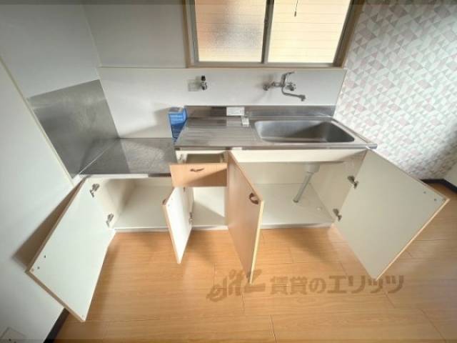 キッチン　キッチン下部収納