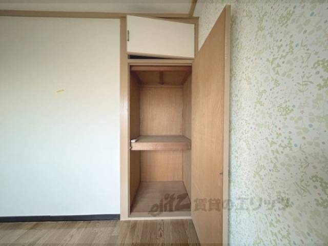 収納　洋室収納