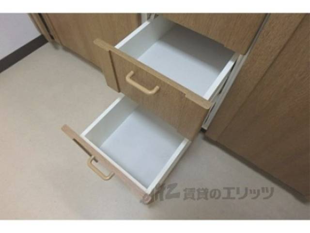 キッチン　キッチン下部収納