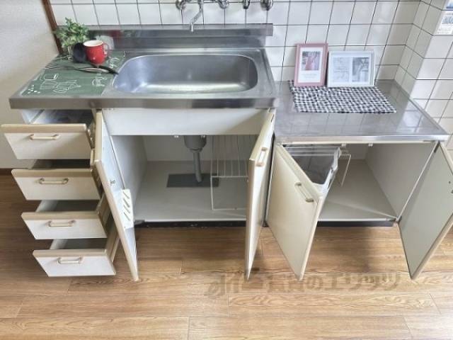 キッチン　収納