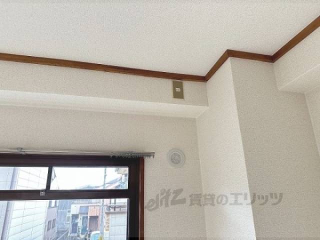 エアコン　設置位置