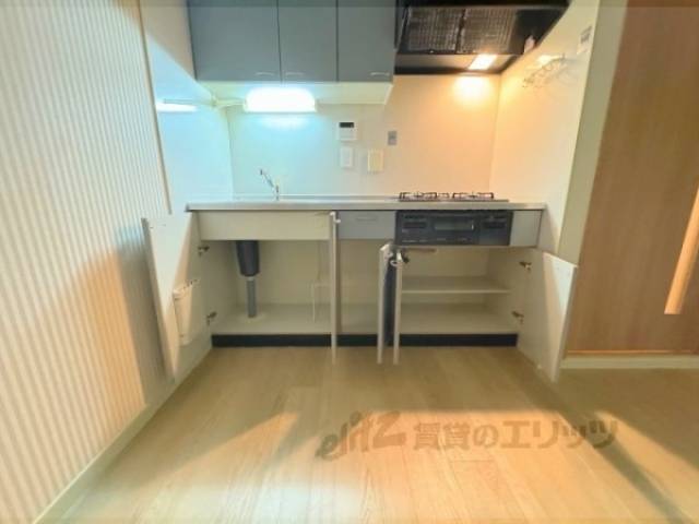 キッチン　下部収納