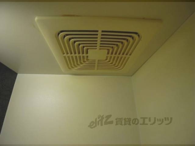 キッチン　換気扇