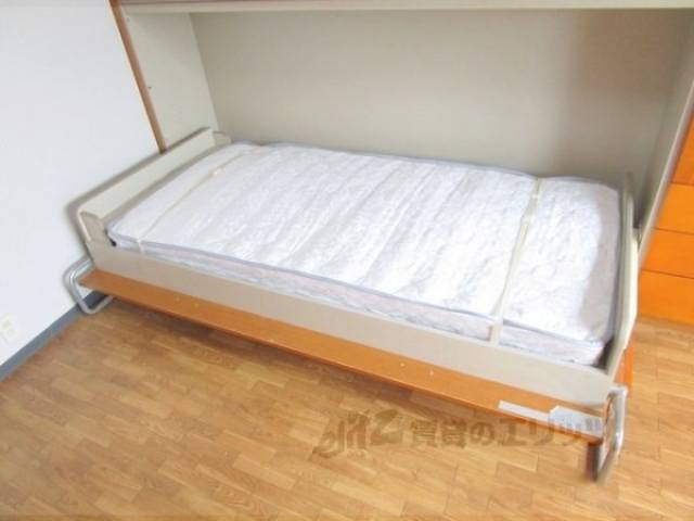 ベッド