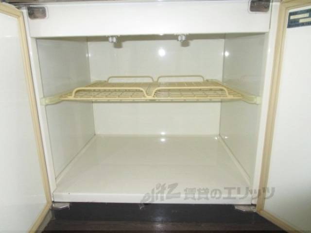 キッチン　収納