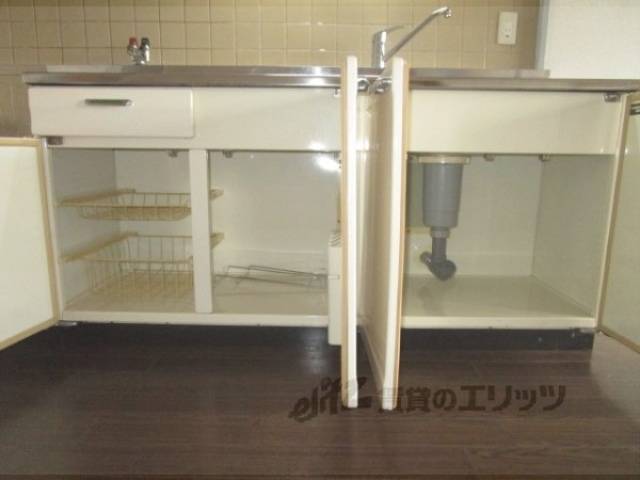 キッチン　収納