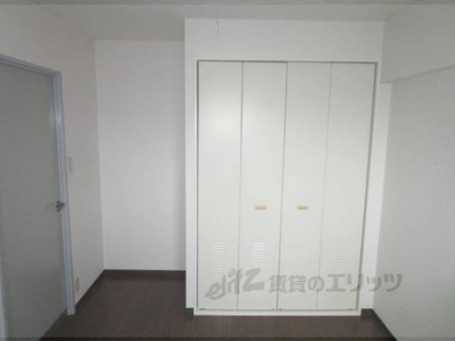 居室　クローゼット