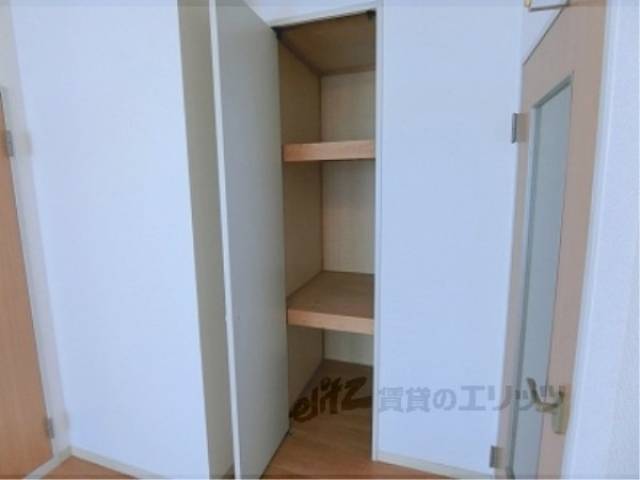 収納　ダイニング