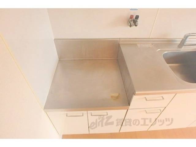 キッチン　コンロ設置場所