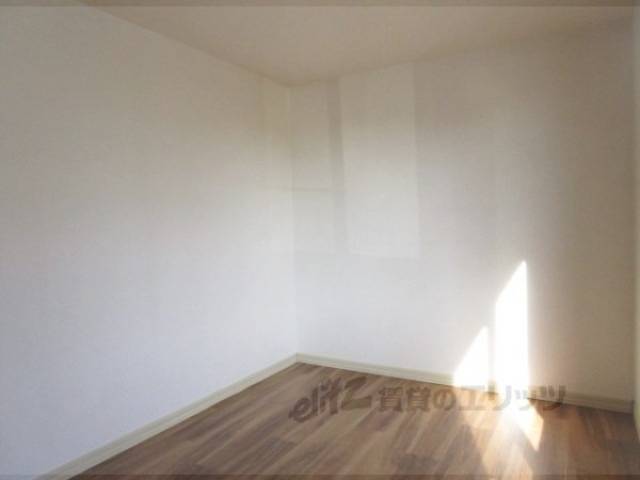 洋室　カーテンレール