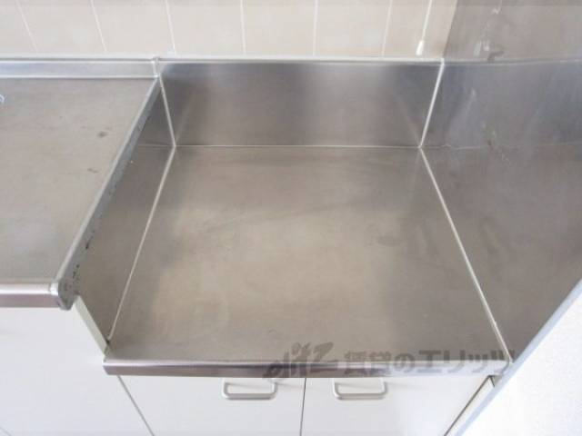 キッチン　コンロ置き場