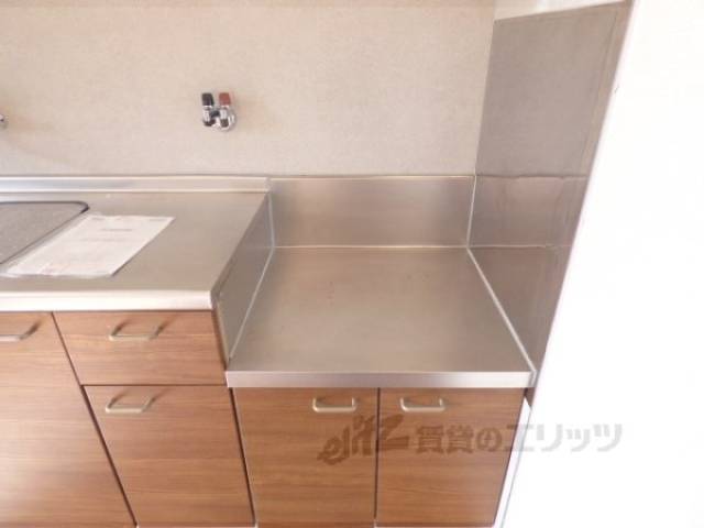 キッチン　コンロ置き場