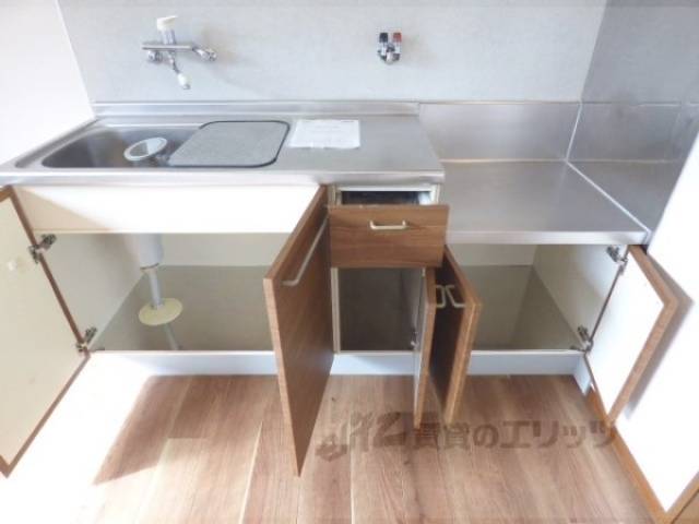 キッチン　下収納