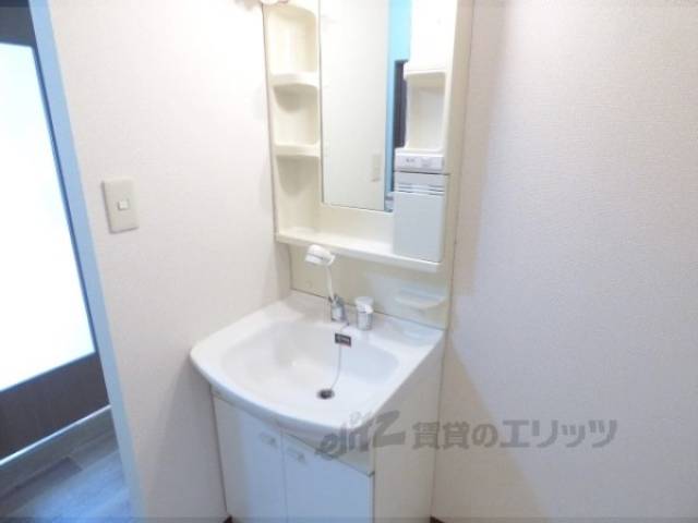 洗面所　独立洗面台