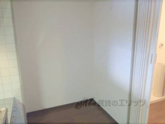 冷蔵庫置場　エアコン