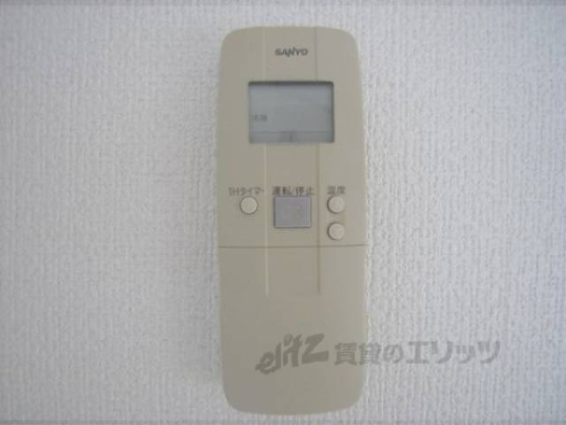 エアコン　エアコンリモコン