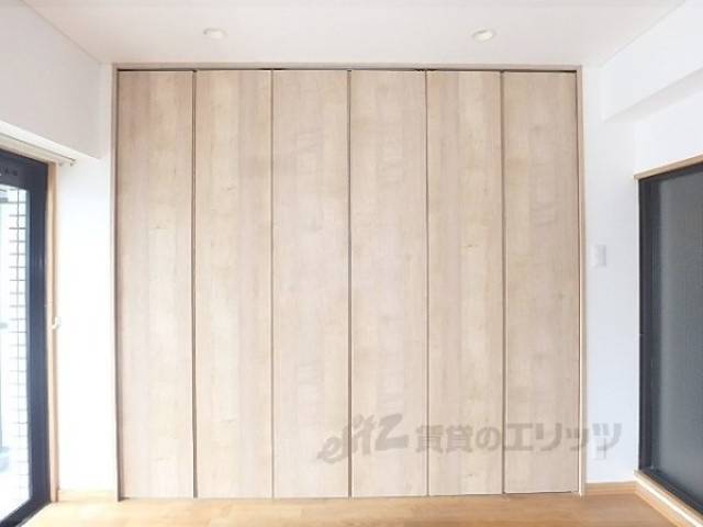 リビング　クローゼット