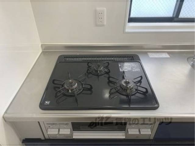 キッチン　コンロ