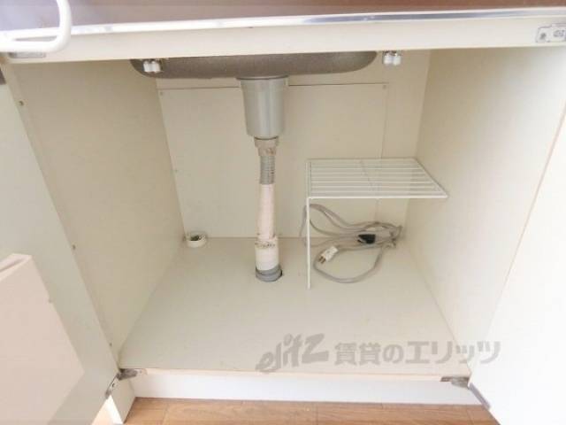 キッチン　下部収納