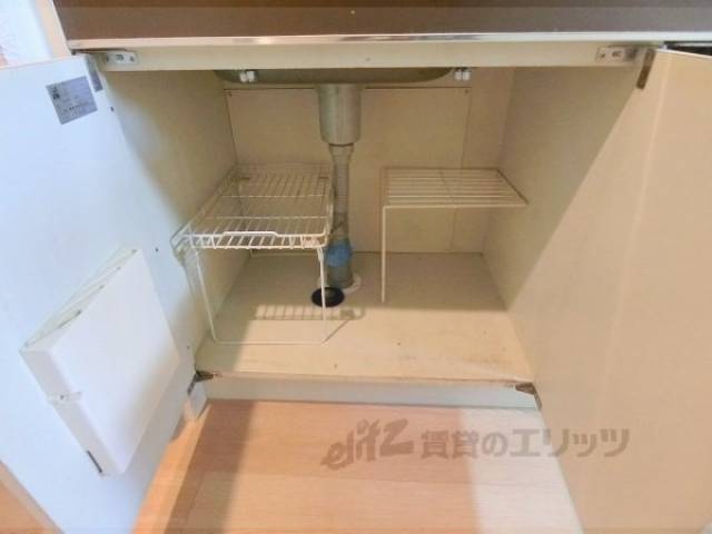 キッチン　下部収納