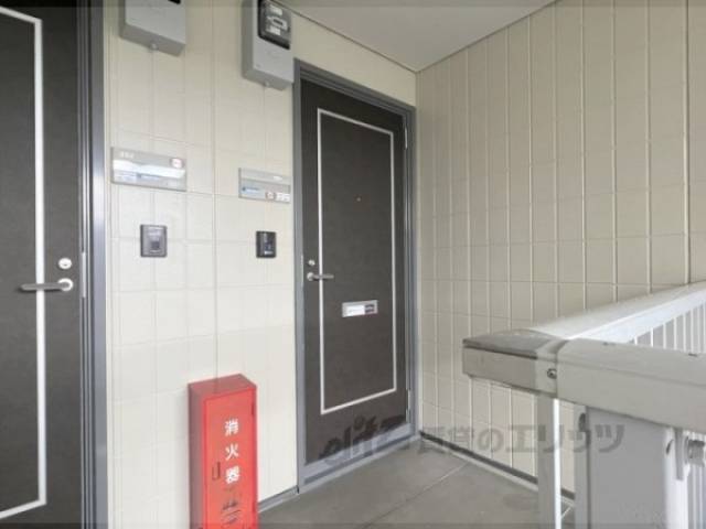玄関扉
