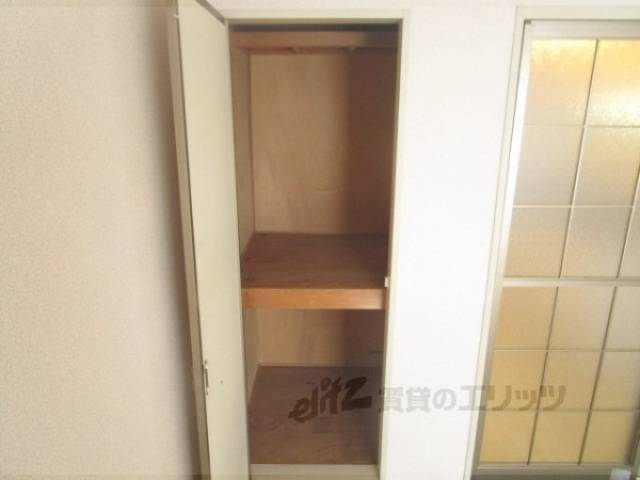 居室　クローゼット