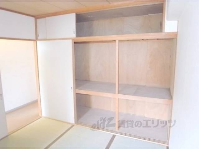 収納　４．５帖部分のお部屋