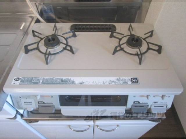 キッチン　コンロ