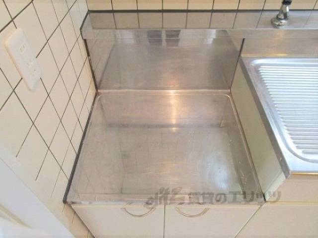 キッチン　コンロ置き場