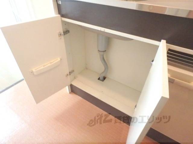 キッチン　収納