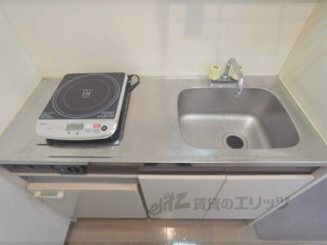 キッチン　下部