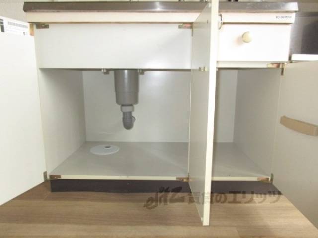 キッチン　収納