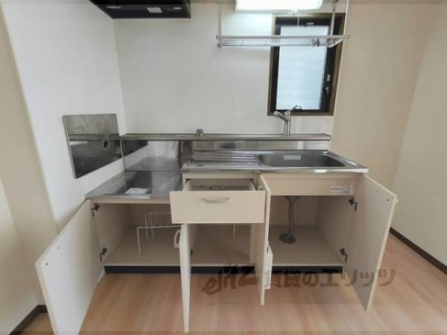 キッチン　収納