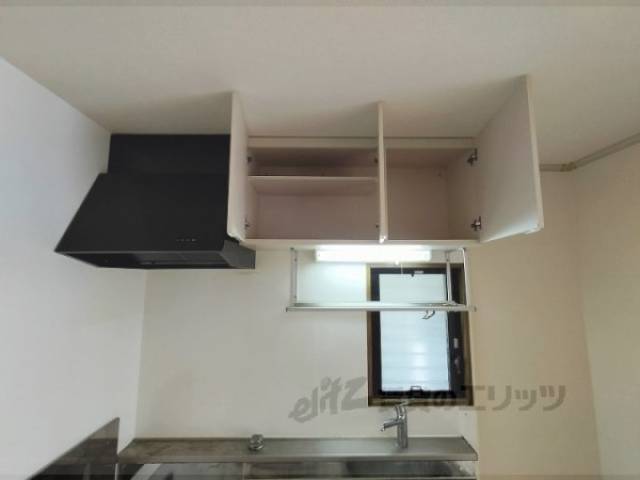 キッチン　収納