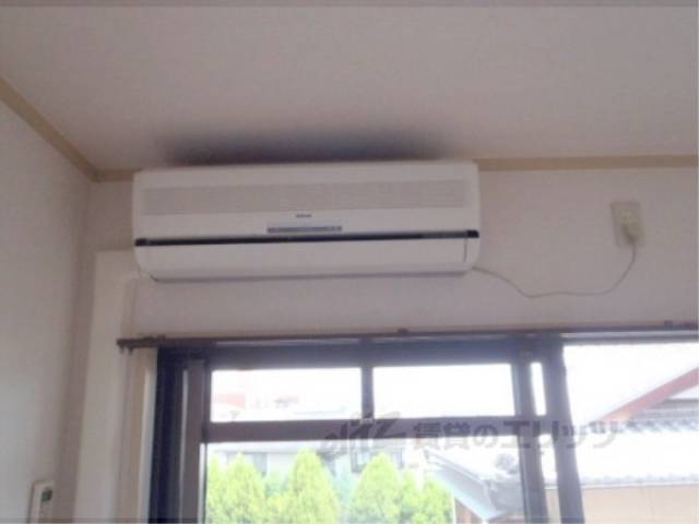 洋室　エアコン