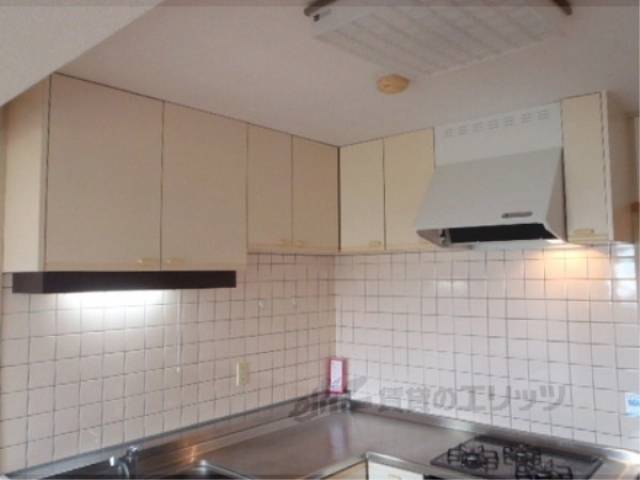 キッチン　収納