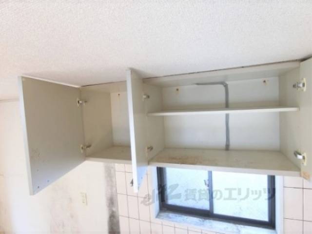 キッチン　上部収納