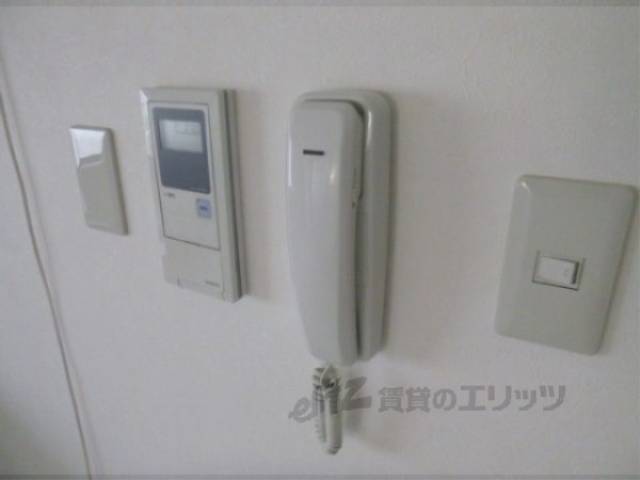 インターホン